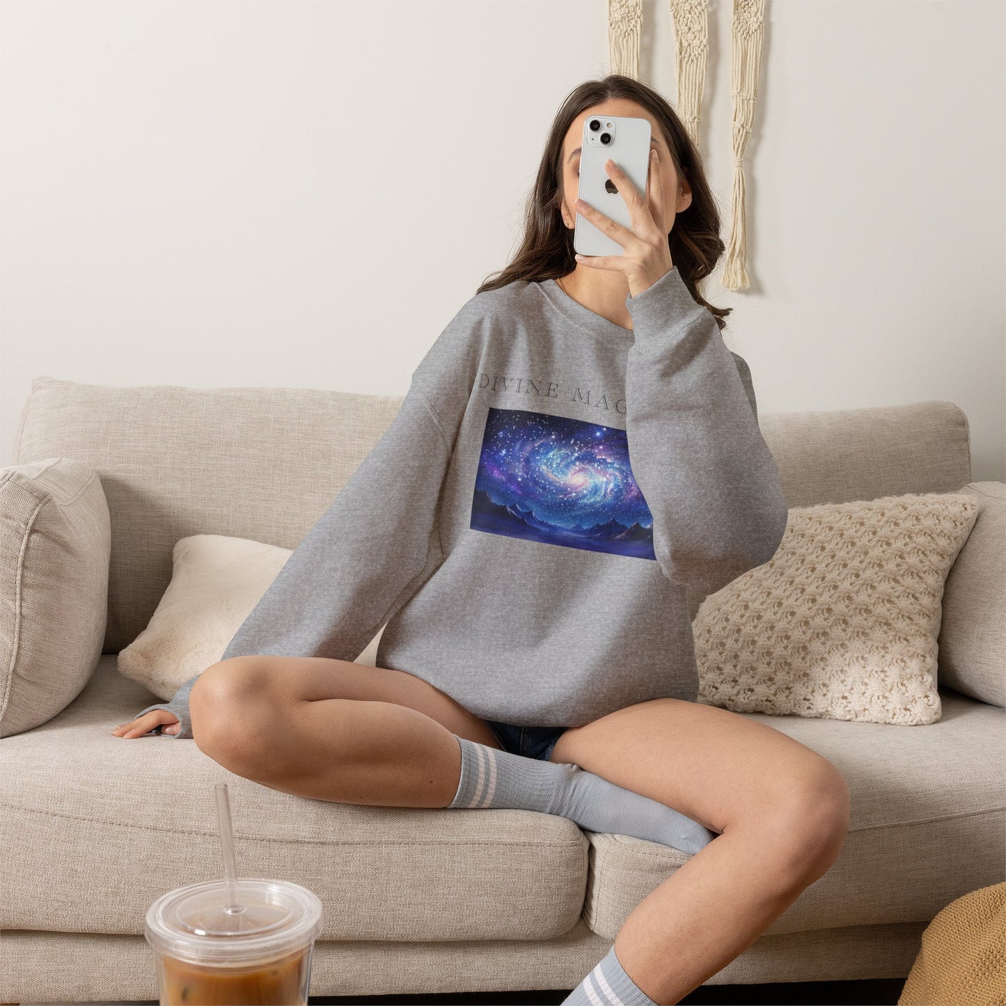 Sweatshirt - Universe 21